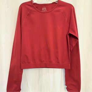 Red Cropped Long Sleeve Thumb Key Hole Athletic Top Size XL